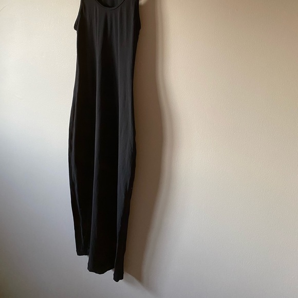 Lulu Lemon Athletica Lab Black Fitted Midi Dress - Picture 2 of 5